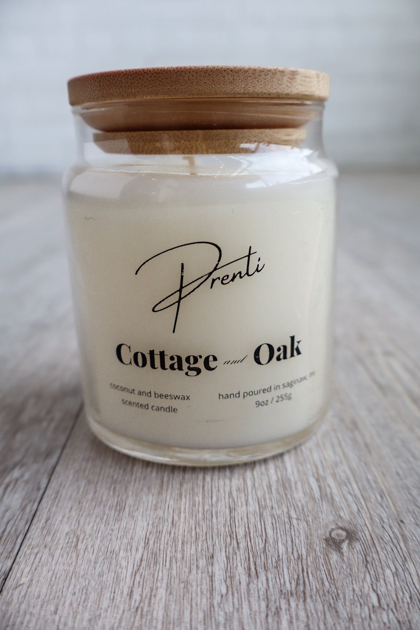 Cottage and Oak Candle 9oz